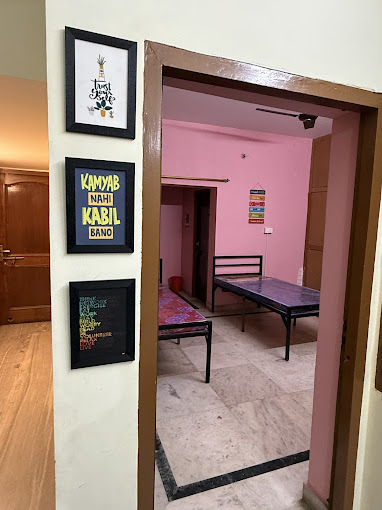 Mid Room